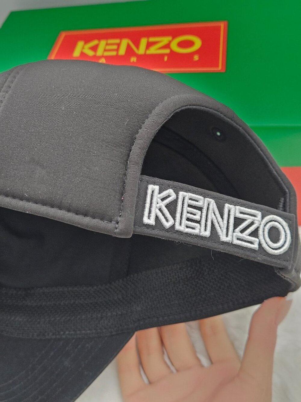 Kenzo Tiger Neoprene Universal Size Cap - Picture 4 of 11
